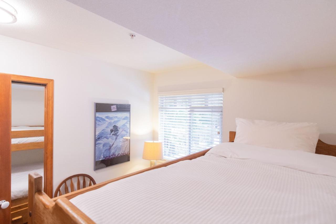 Sunpath By Outpost Whistler Villa Luaran gambar