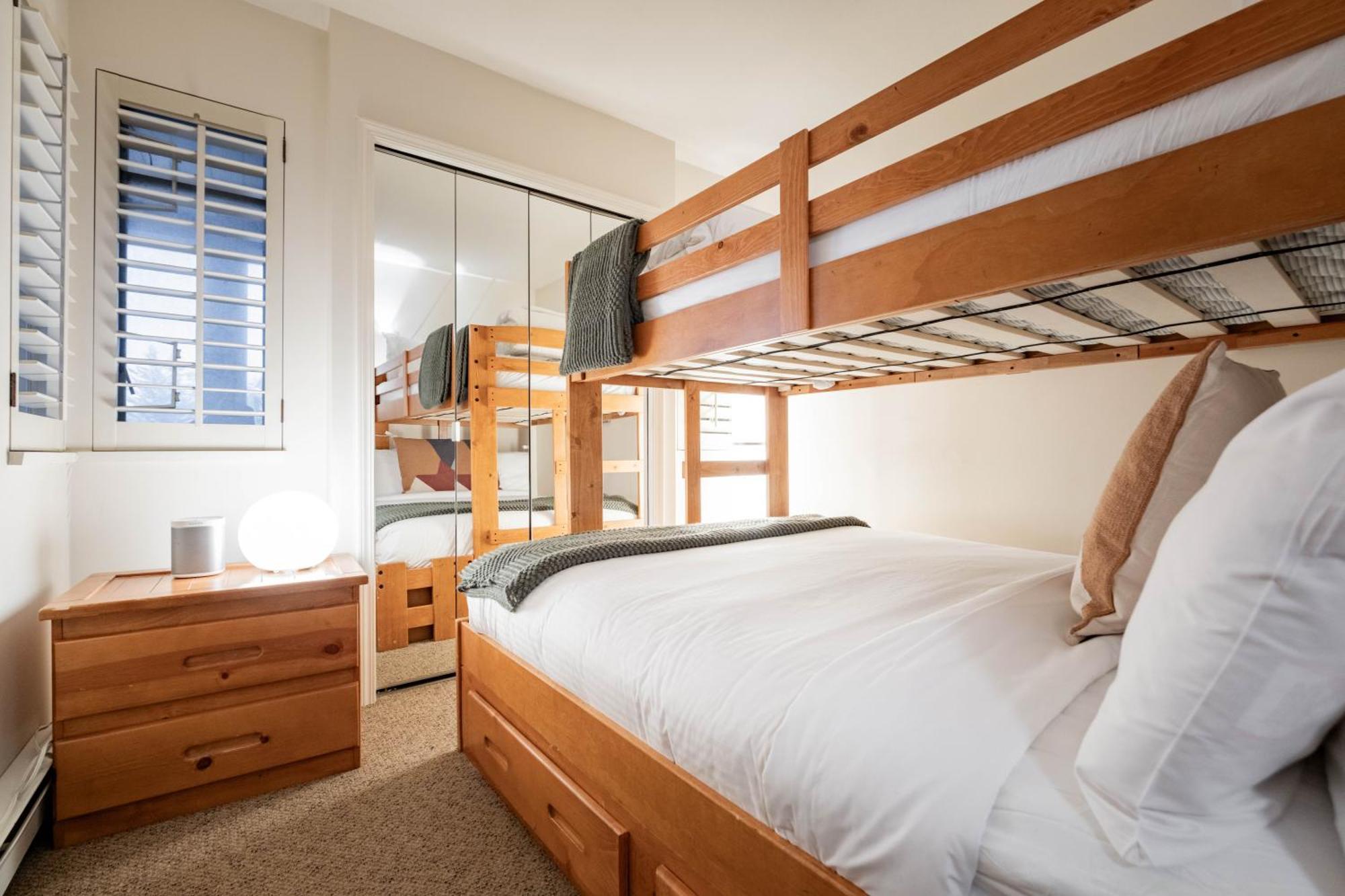 Sunpath By Outpost Whistler Villa Luaran gambar