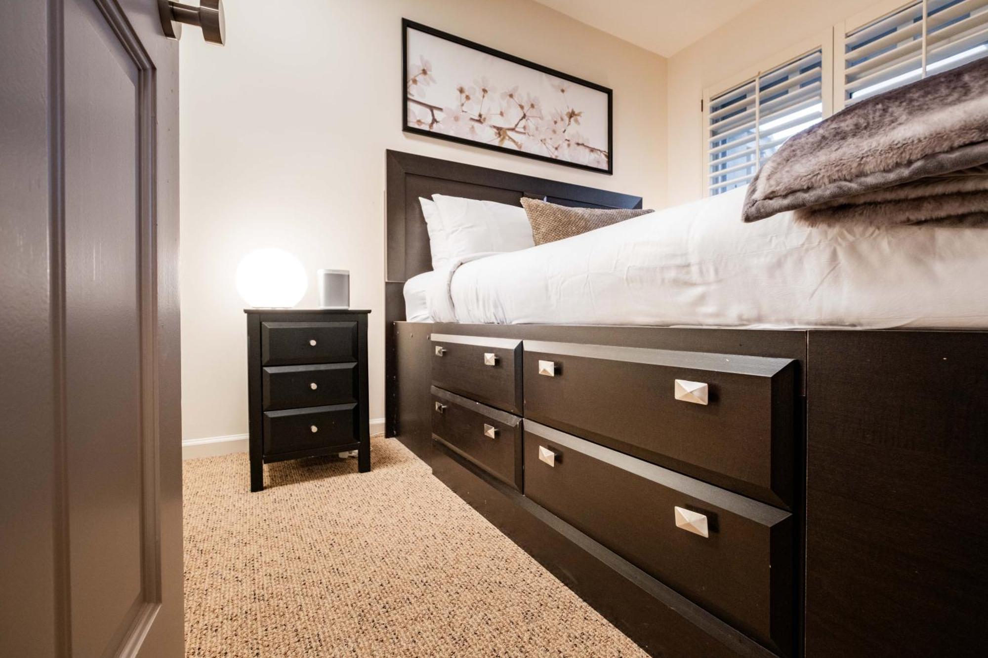 Sunpath By Outpost Whistler Villa Luaran gambar