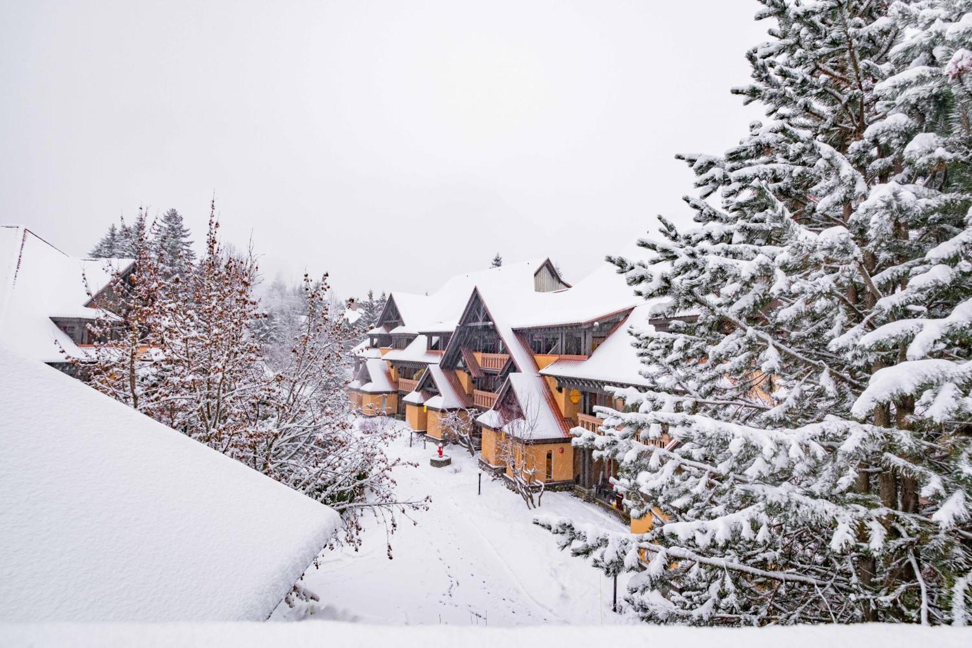 Sunpath By Outpost Whistler Villa Luaran gambar