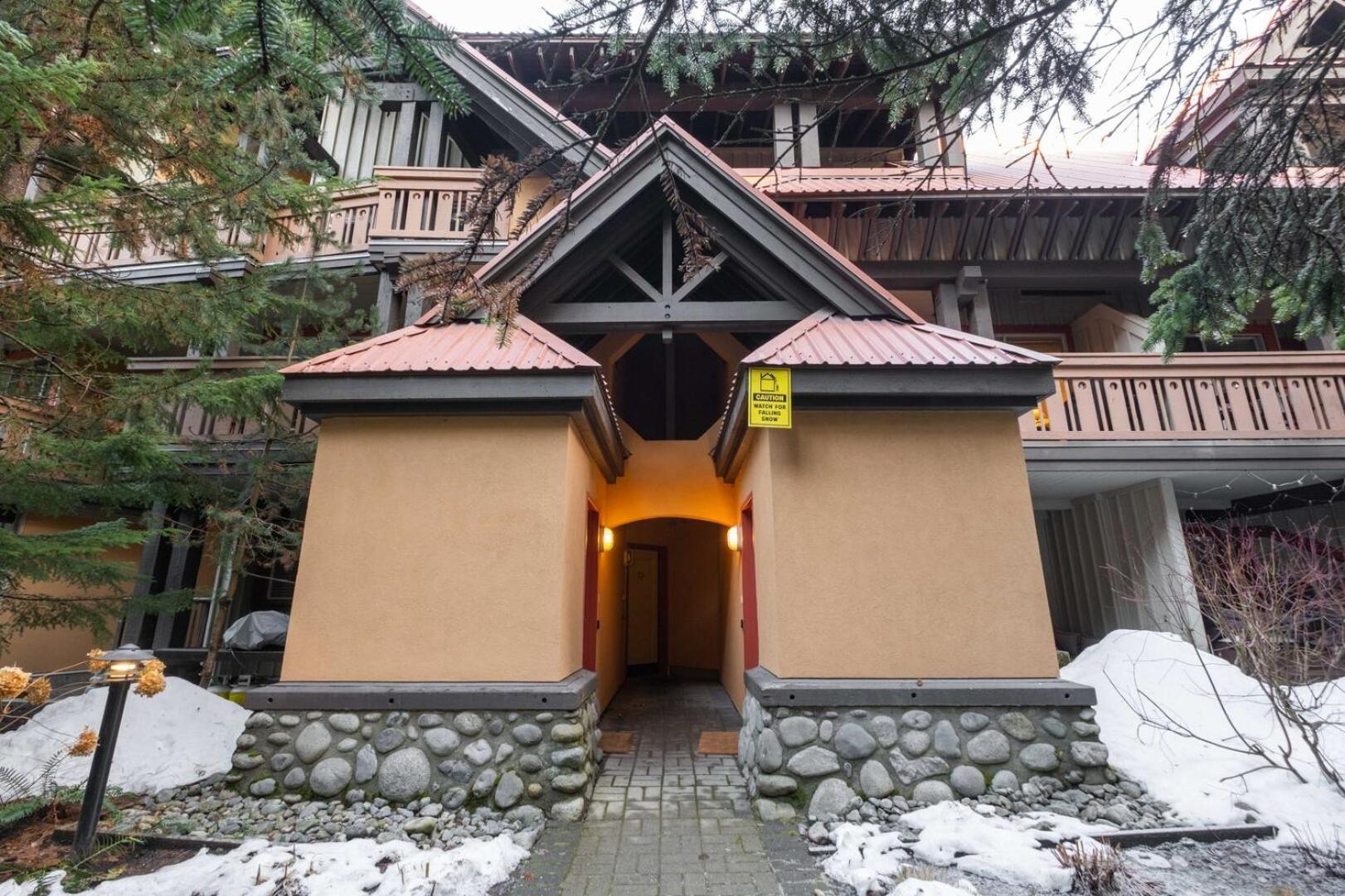 Sunpath By Outpost Whistler Villa Luaran gambar